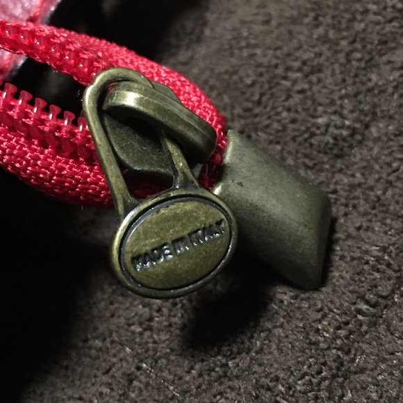 Dallaiti Design genuine leather red shoulder/backpack - Picture 5 of 13